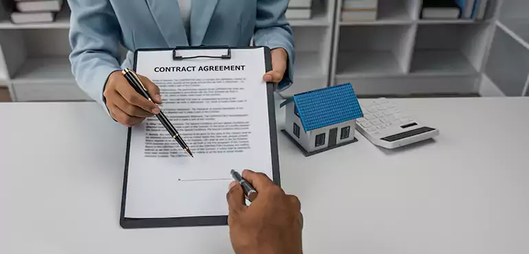 Why Sell Your Wholesale Assignment Contract to Us in Felida, WA?