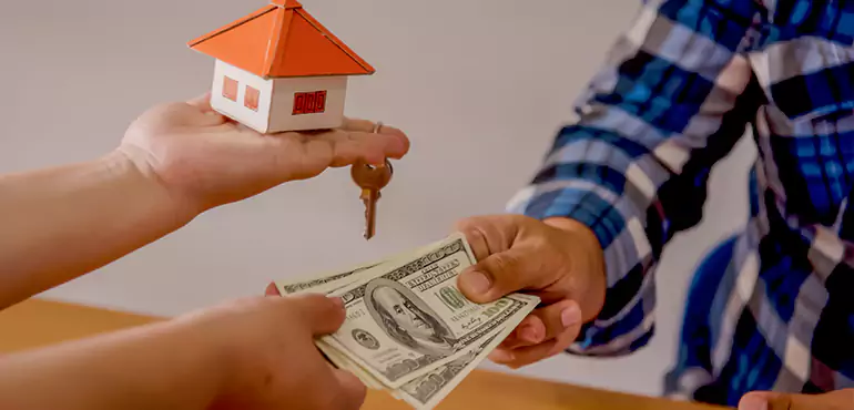 Why Cash Buyers Love Off Market Homes Too in Bryn Mawr-Skyway, WA?